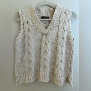 moon & madison Cream V-Neck Cable Knit Sweater Vest